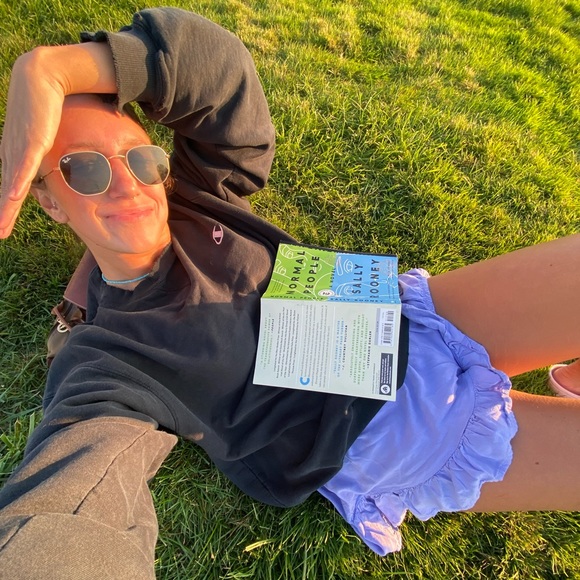 Meet your posher, Desiree 🦋 - Picture 15 of 16